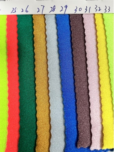 DG-BT recycled nylon glossy Lycra Composition: 82% recycled nylon 18% spandex Weight: 180g/㎡ Width: 150CM back view